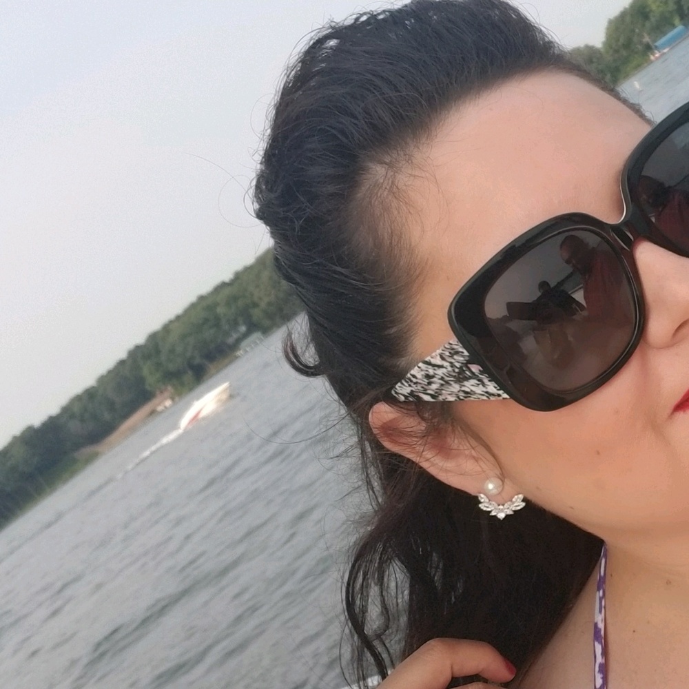 Meet your Posher, Silvia